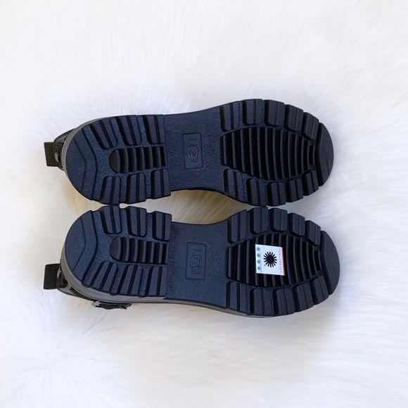 UGG Stockton Black Leather Ankle Boots - Picture 7 of 8